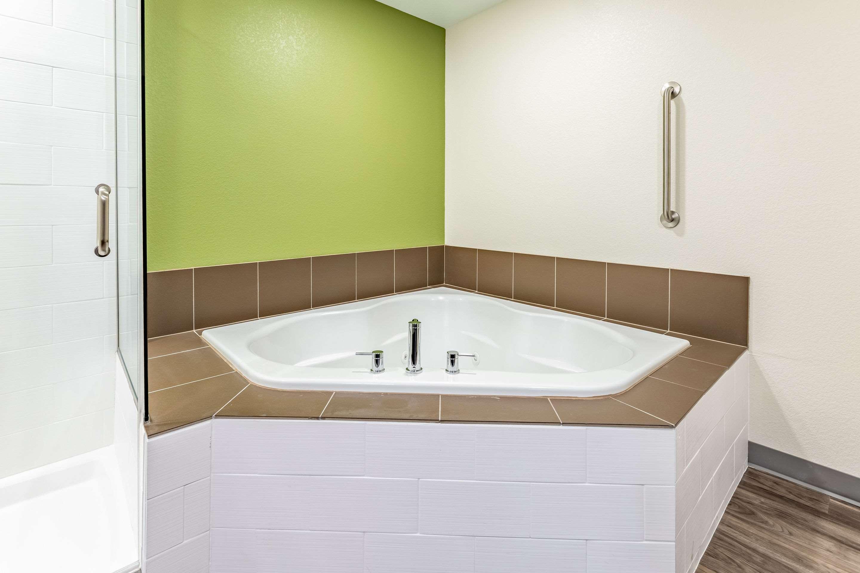 Sleep Inn & Suites Mt Hope Near Auction & Event Center Millersburg Exteriör bild