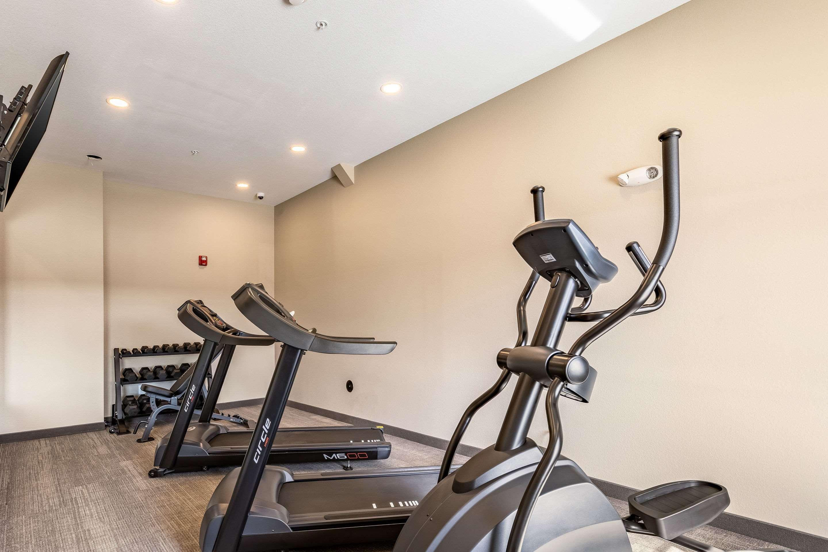 Sleep Inn & Suites Mt Hope Near Auction & Event Center Millersburg Exteriör bild