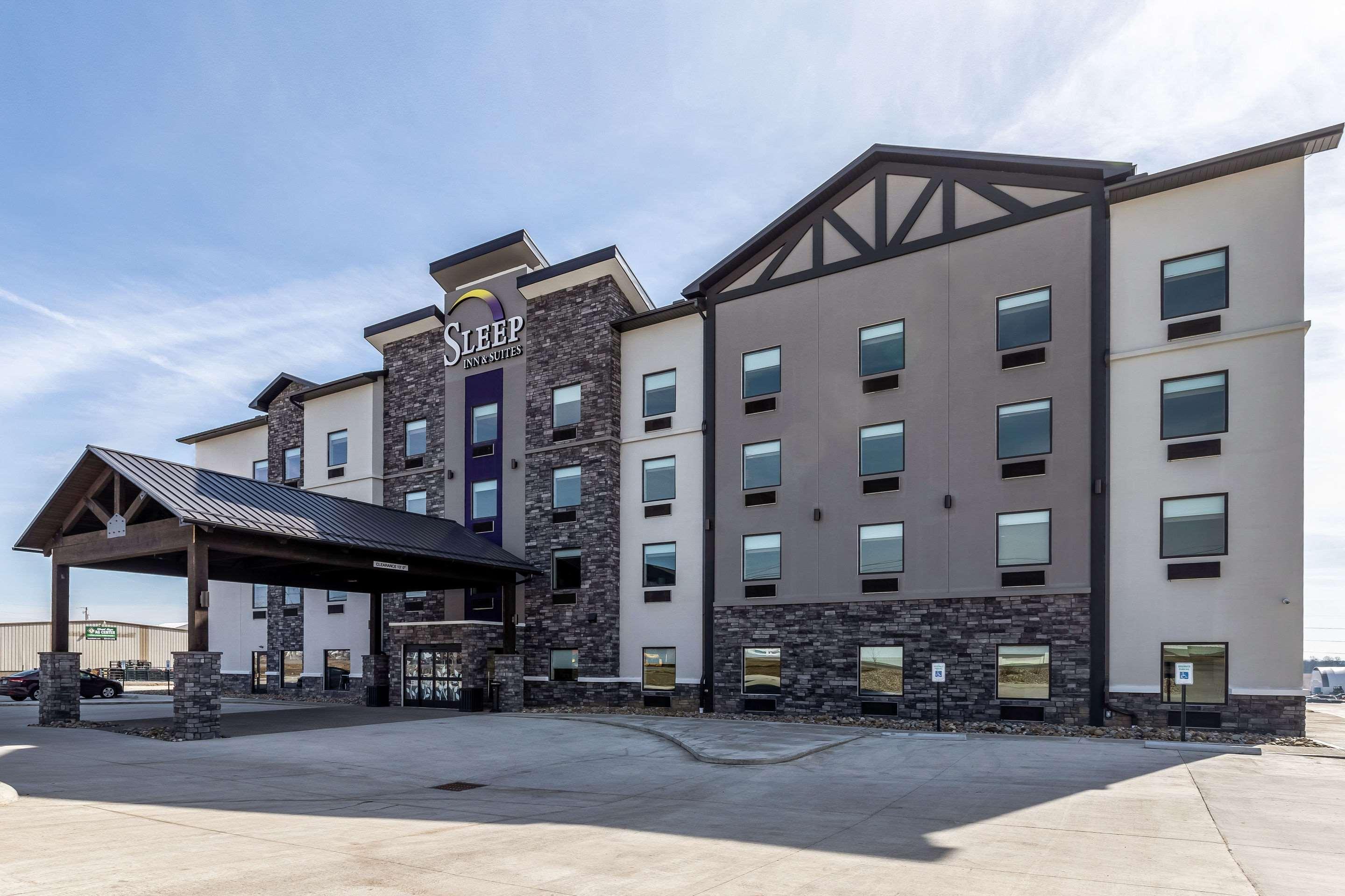Sleep Inn & Suites Mt Hope Near Auction & Event Center Millersburg Exteriör bild