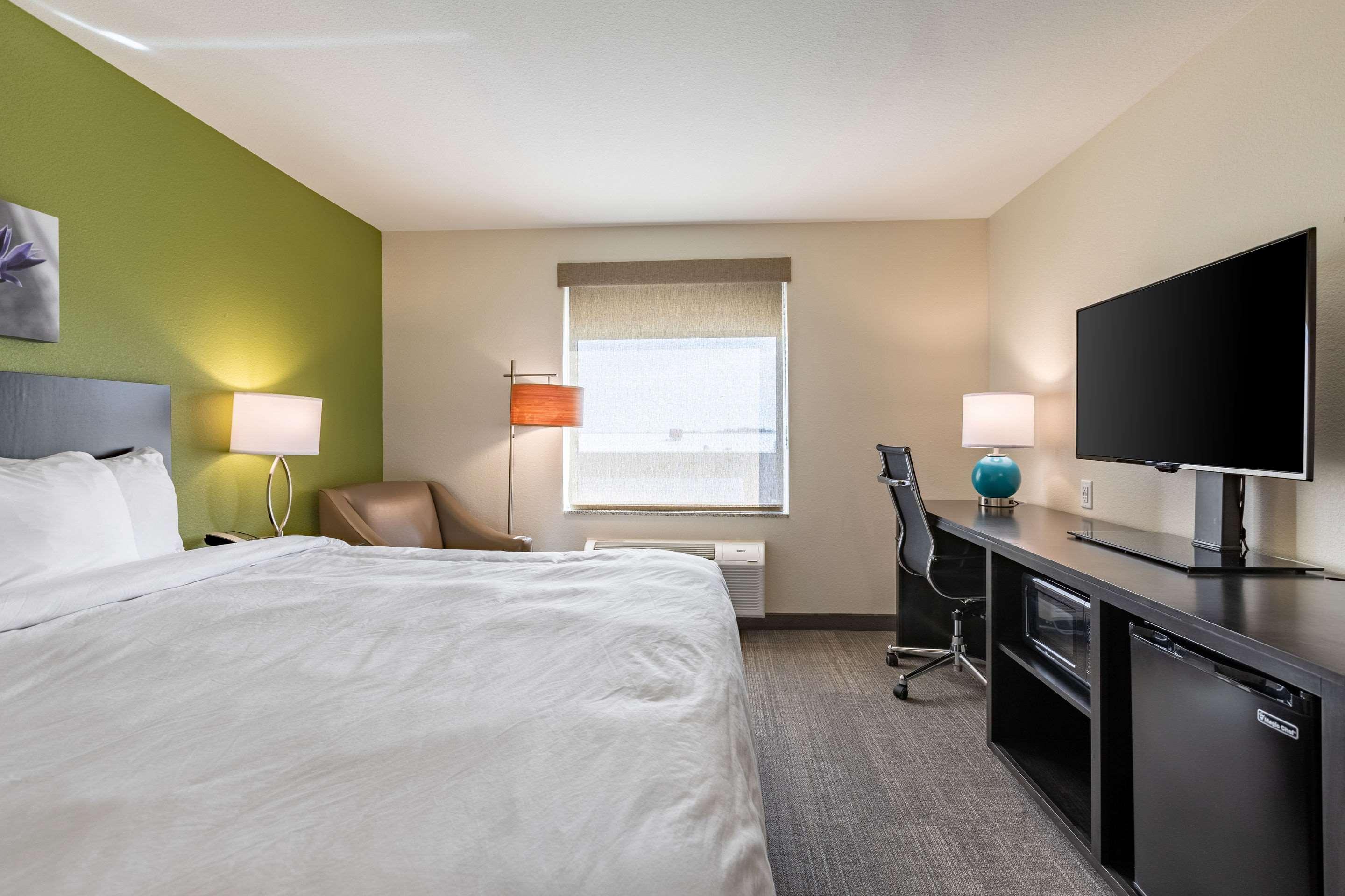 Sleep Inn & Suites Mt Hope Near Auction & Event Center Millersburg Exteriör bild