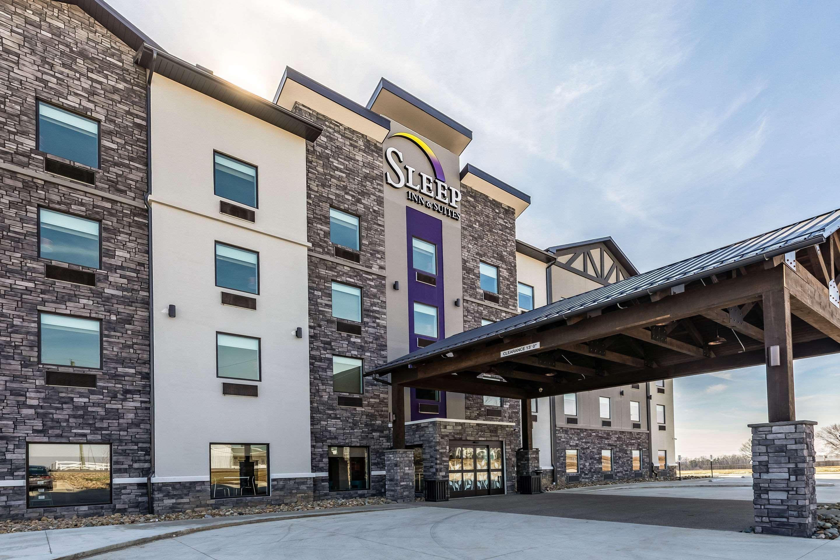 Sleep Inn & Suites Mt Hope Near Auction & Event Center Millersburg Exteriör bild