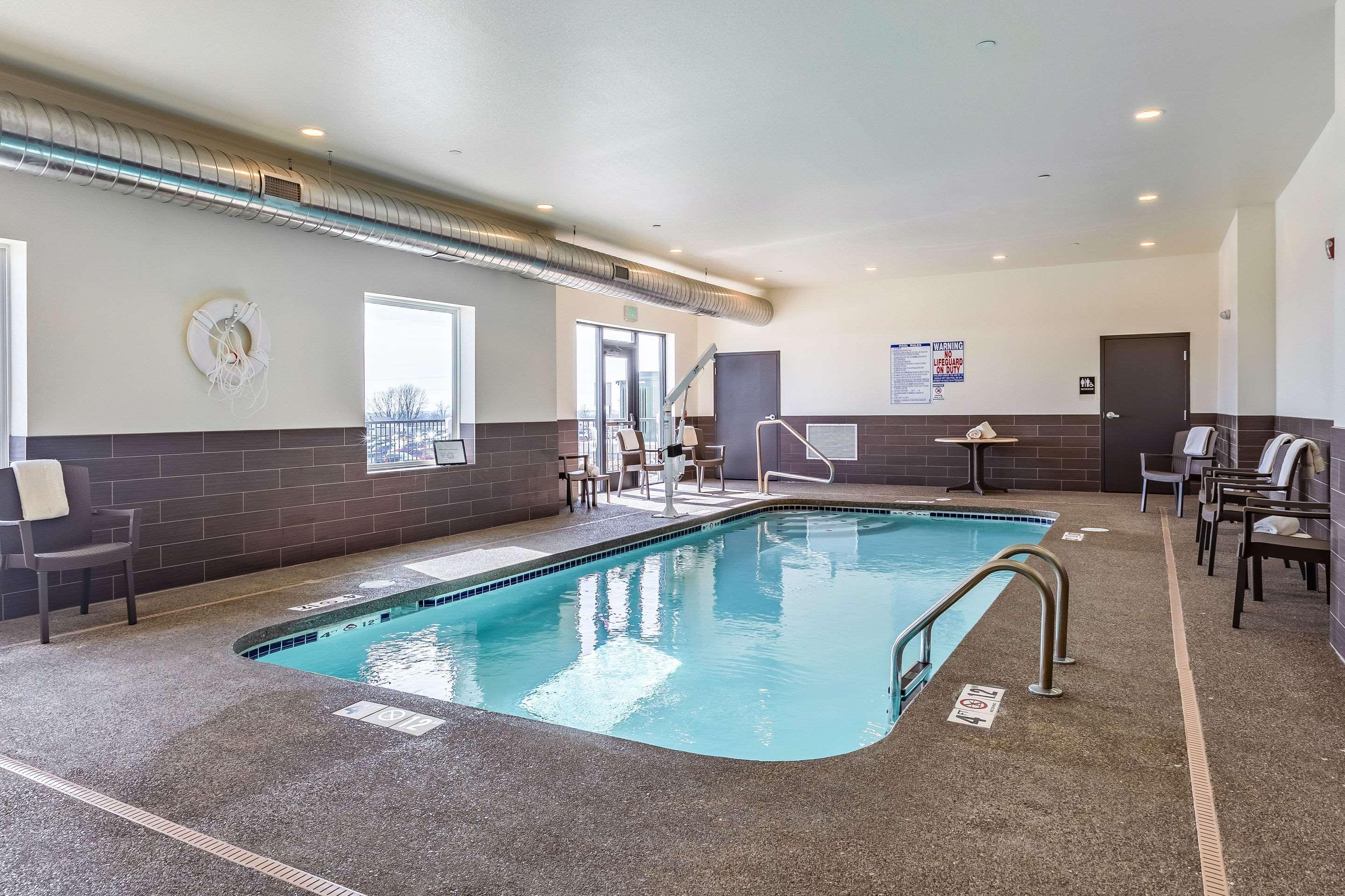 Sleep Inn & Suites Mt Hope Near Auction & Event Center Millersburg Exteriör bild